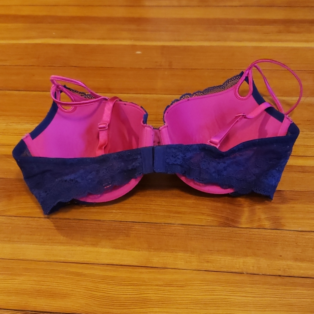 Victoria secret pink and blue bra - Picture 2 of 4